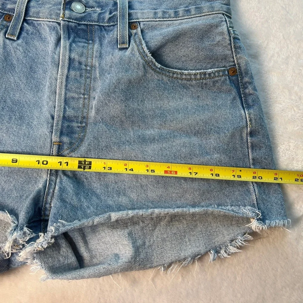 Levi's Blue Denim 501 Original Cut‎ Off Shorts Women 29 (READ)High Rise Raw Hem